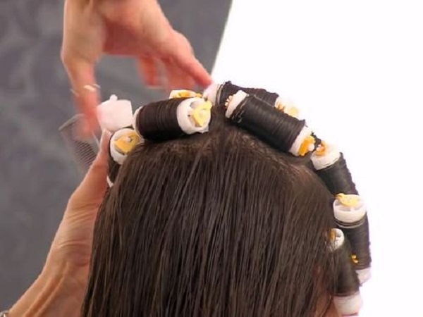 Biowaving del cabell: com fer-ho en cabells mitjans i llargs, abans i després de fotos, ressenyes