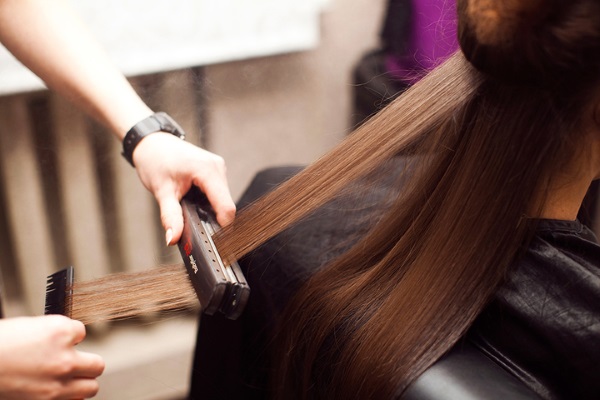 Keratin cho tóc - lợi ích và tác hại, tính chất. Các thương hiệu chuyên nghiệp: DNC, Estel, Loreal, Honma Tokyo, các công thức dân gian để chăm sóc tóc xoăn tại nhà