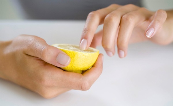 Cách làm móng tay chắc khỏe để móng không bị bong tróc và gãy tại nhà Nguyên nhân dễ gãy, cách điều trị