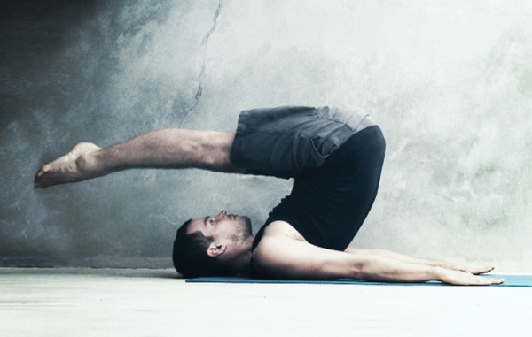 Yoga für Rücken und Wirbelsäule: Merkmale, Indikationen und Kontraindikationen, eine Reihe einfacher Übungen, die besten Asanas. Video für Anfänger