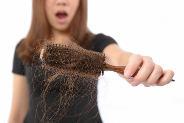 A haj tonikjának erősítése, a sárgaság eltávolítása. Árak, vélemények, hogyan kell használni